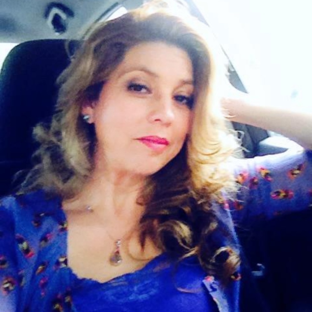 Meet your Posher, Rocio (rō-sí-oh)